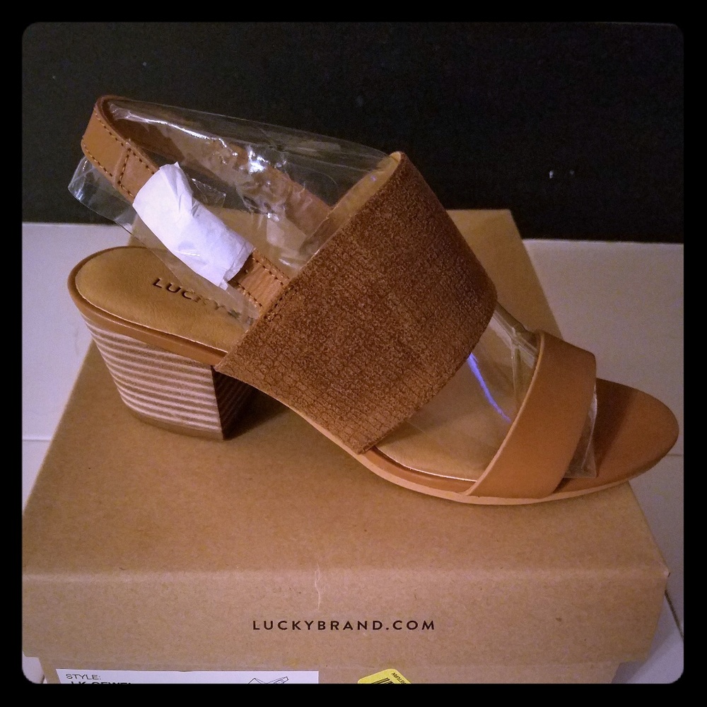 Lucky Sandal